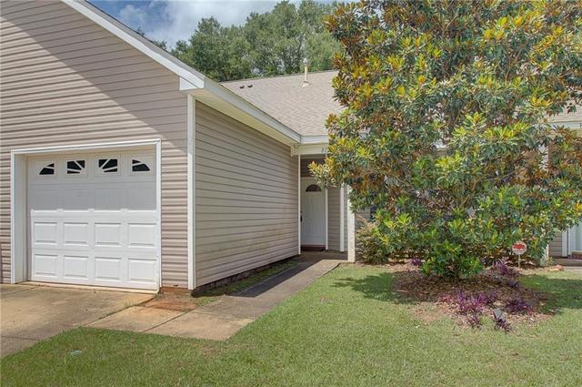 812 Willow Bridge Dr W, Mobile, AL 36695