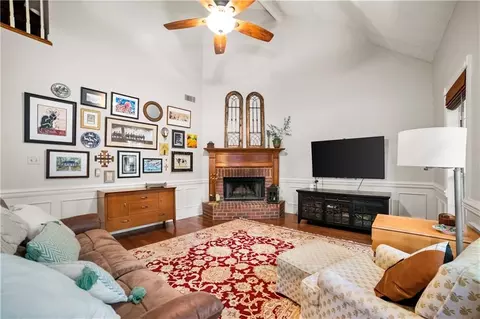 2205 Fieldstone Ct, Mobile, AL 36695 photo 3