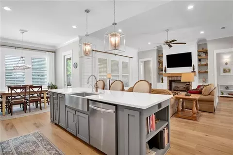 Kitchen - 17475 Burwick Loop, Fairhope, AL 36532 photo 3 of 5
