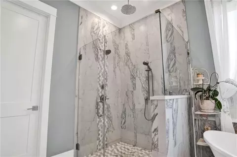 Bath - 17475 Burwick Loop, Fairhope, AL 36532 photo 5 of 9