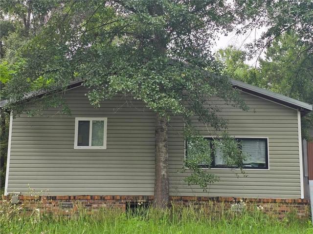 22727 Dunbar Rd, Robertsdale, AL 36567