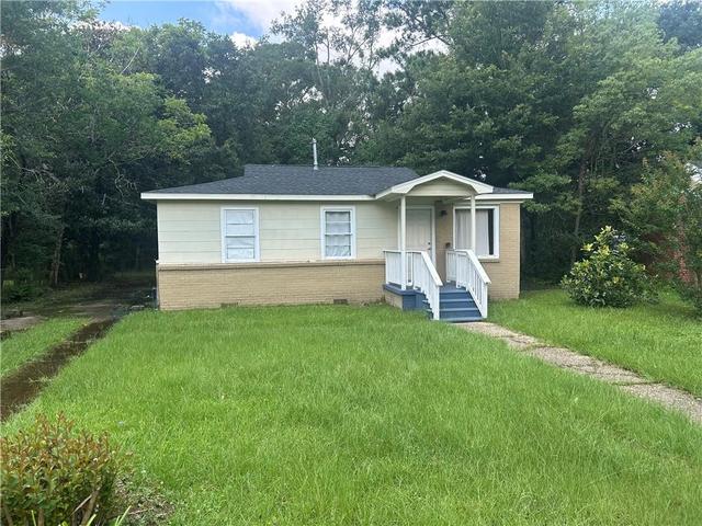 1427 Daytona Dr, Mobile, AL 36605