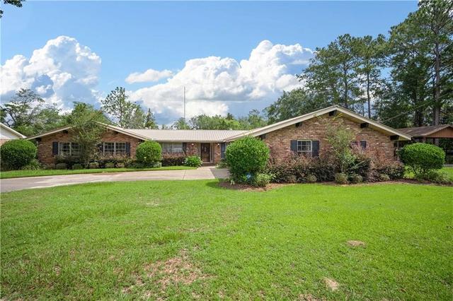 240 E Baratara Dr, Mobile, AL 36611