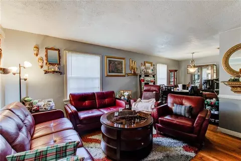 2303 Rushing Dr, Mobile, AL 36617 photo 3