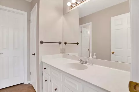 Bath - 19 Parma Dr, Daphne, AL 36526 photo 1 of 4