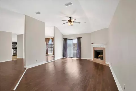 Living - 19 Parma Dr, Daphne, AL 36526 photo 1 of 4