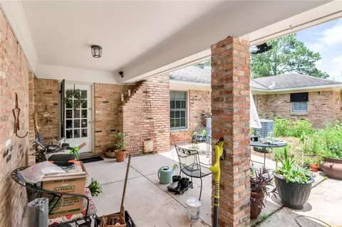 Exterior - 3675 Claridge Rd N, Mobile, AL 36608 photo 6 of 12