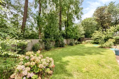 Exterior - 3675 Claridge Rd N, Mobile, AL 36608 photo 8 of 12