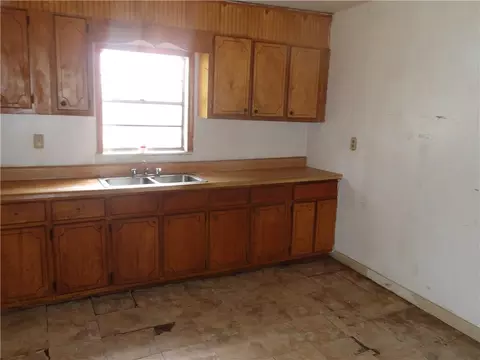 236 Chandler St, Mobile, AL 36610 photo 3