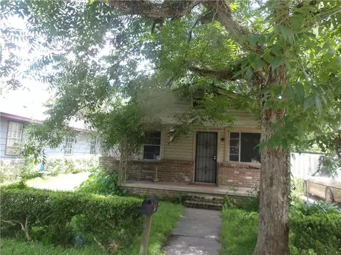 236 Chandler St, Mobile, AL 36610 photo 1