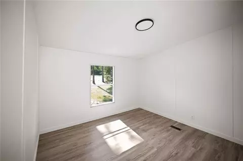 Bedroom - 9673 Highway 45, Chunchula, AL 36521 photo 4 of 7