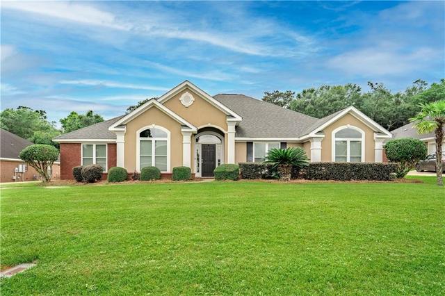 2532 Burlington Dr W, Mobile, AL 36695