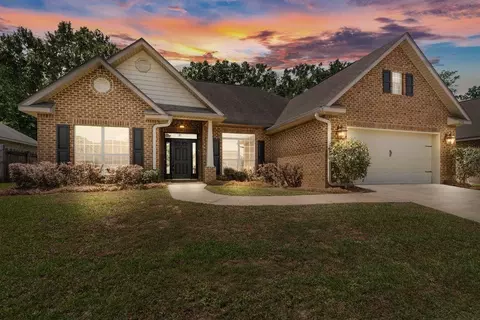 10343 Ronnie Byrd Ln S, Semmes, AL 36575