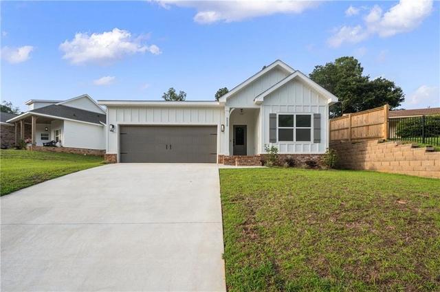 5520 Cross Creek Dr, Mobile, AL 36693