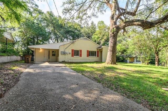 4018 Cresthaven Rd, Mobile, AL 36609