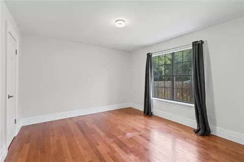 Bedroom - 2605 Demetropolis Rd, Mobile, AL 36609 photo 3 of 3