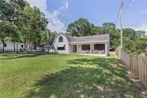 Exterior - 2605 Demetropolis Rd, Mobile, AL 36609 photo 7 of 10
