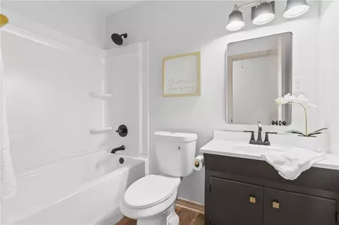 2225 Vaughan Dr E, Mobile, AL 36605 photo 13