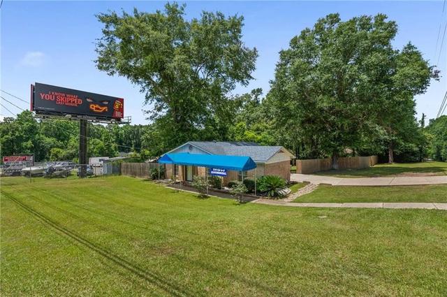 7805 Terry Dr, Mobile, AL 36695