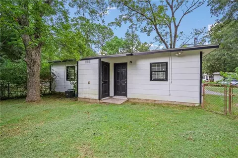 Exterior - 6550 Athey Ct, Mobile, AL 36608 photo 4 of 7