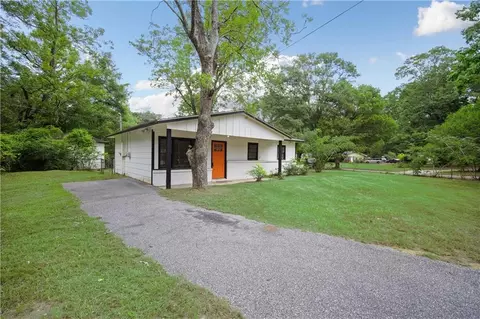 Exterior - 6550 Athey Ct, Mobile, AL 36608 photo 2 of 7