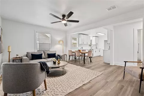 Living - 313 Morgan Ave, Mobile, AL 36606 photo 1 of 1