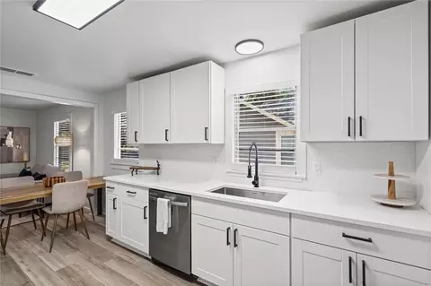 Kitchen - 313 Morgan Ave, Mobile, AL 36606 photo 1 of 1