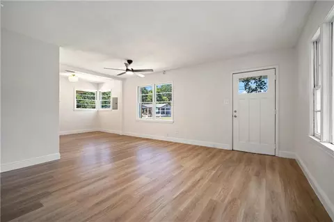 Living - 754 Stanton Rd, Mobile, AL 36617 photo 2 of 6