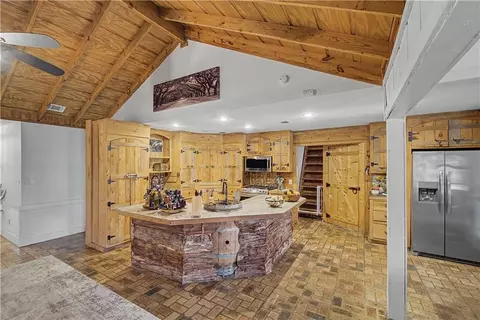 Kitchen - 13151 Roberts Rd, Chunchula, AL 36521 photo 1 of 5