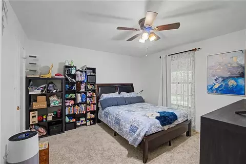 Bedroom - 13151 Roberts Rd, Chunchula, AL 36521 photo 3 of 6
