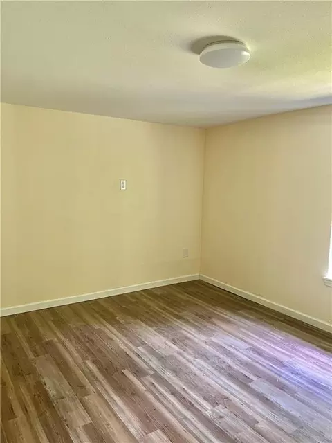 Bedroom - 119 Thomas Ave S, Mobile, AL 36610 photo 3 of 6