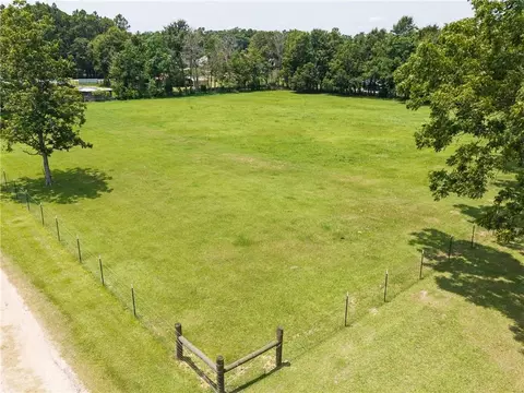 View/Area - 8870 Broadus Loop Rd, Eight Mile, AL 36613 photo 1 of 8