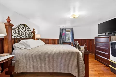 Bedroom - 8870 Broadus Loop Rd, Eight Mile, AL 36613 photo 2 of 9