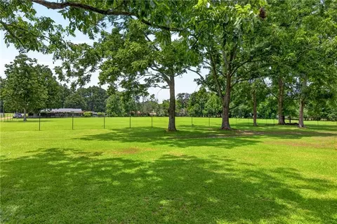Exterior - 8870 Broadus Loop Rd, Eight Mile, AL 36613 photo 10 of 18