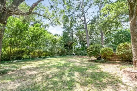 Exterior - 5911 Shenandoah Rd N, Mobile, AL 36608 photo 7 of 13