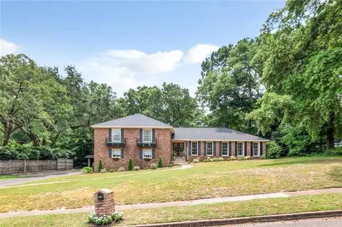 Exterior - 5911 Shenandoah Rd N, Mobile, AL 36608 photo 12 of 13