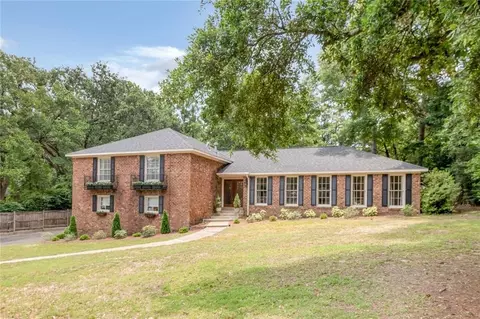 Exterior - 5911 Shenandoah Rd N, Mobile, AL 36608 photo 2 of 13