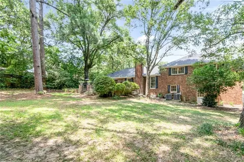 Exterior - 5911 Shenandoah Rd N, Mobile, AL 36608 photo 8 of 13