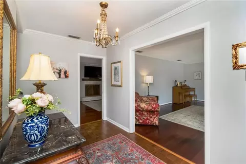 Entry Way - 5911 Shenandoah Rd N, Mobile, AL 36608 photo 3 of 3