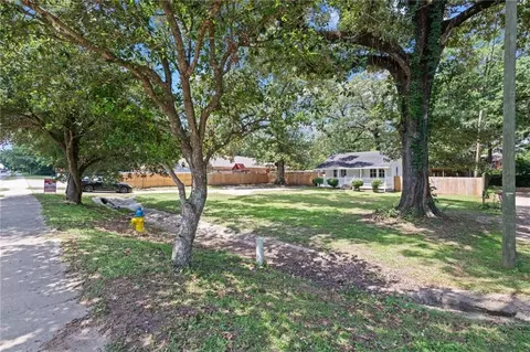 300 Hillcrest Rd, Mobile, AL 36608 photo 3