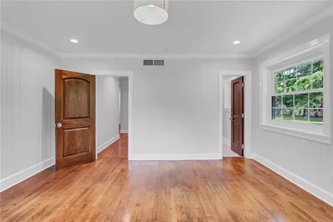 Bedroom - 2553 Durham Dr S, Mobile, AL 36606 photo 5 of 10