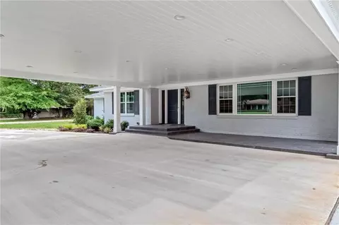 Exterior - 2553 Durham Dr S, Mobile, AL 36606 photo 5 of 18