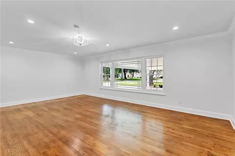 Living - 2553 Durham Dr S, Mobile, AL 36606 photo 6 of 13