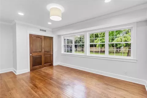 Bedroom - 2553 Durham Dr S, Mobile, AL 36606 photo 2 of 10