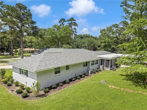 Exterior - 2553 Durham Dr S, Mobile, AL 36606 photo 17 of 18