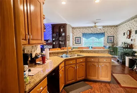 7304 James St, Mobile, AL 36619 photo 9