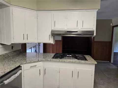 1805 Oak Knoll Dr, Mobile, AL 36607 photo 8