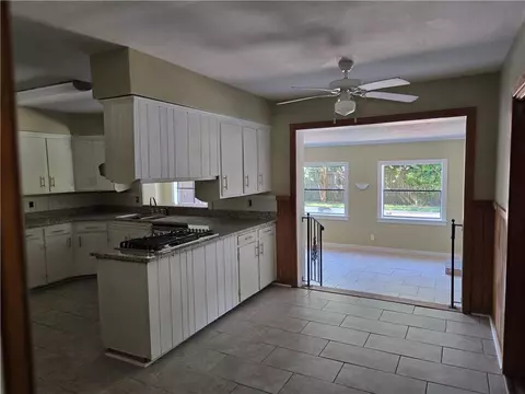 1805 Oak Knoll Dr, Mobile, AL 36607 photo 11