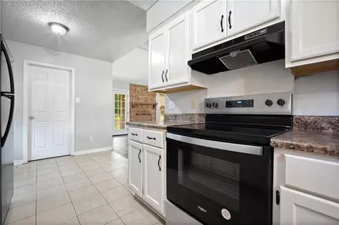 5405 Greenleaf Rd, Mobile, AL 36693 photo 9