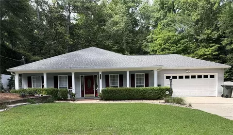 111 Lakeview Loop, Daphne, AL 36526